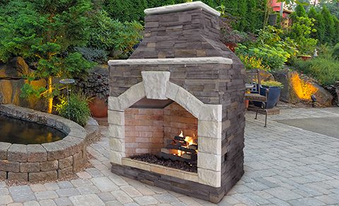 Outdoor fireplace